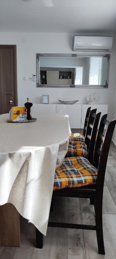Apartman Leona Kaštela エクステリア 写真
